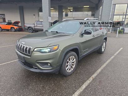 Used 2019 Jeep Cherokee Latitude w/ Popular Appearance Group