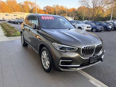 Certified 2023 BMW X5 xDrive45e w/ Executive Package image 5