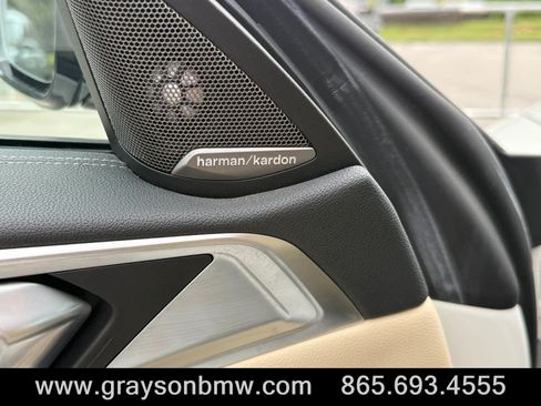Used 2021 BMW M440i Convertible w/ Premium Package RWD image 16