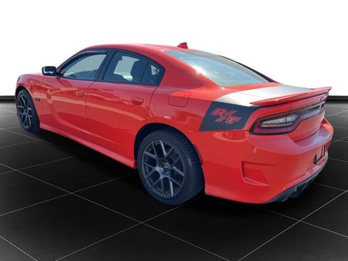 Used 2019 Dodge Charger R/T w/ Cold Weather Package image 3