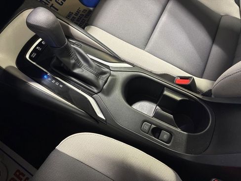 Used 2024 Toyota Corolla LE image 23