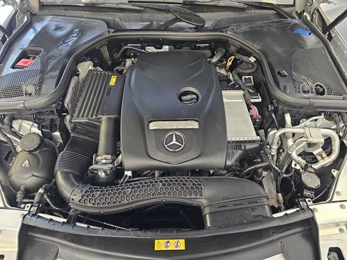 Used 2018 Mercedes-Benz E 300 image 35