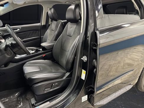 Used 2018 Ford Edge Sport w/ Equipment Group 401A image 4