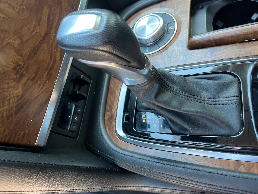 Used 2023 Nissan Armada SL w/ Captain's Chairs Package AWD/4WD image 26