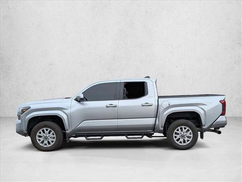 Used 2024 Toyota Tacoma SR5 image 8