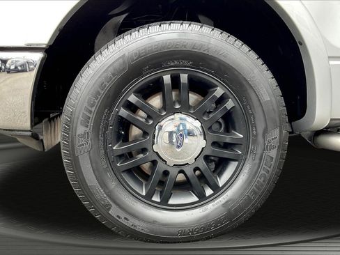 Used 2010 Ford F150 Lariat image 35