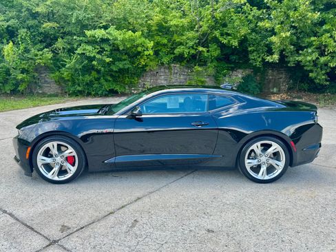 Used 2023 Chevrolet Camaro LT w/ RS Package RWD image 7