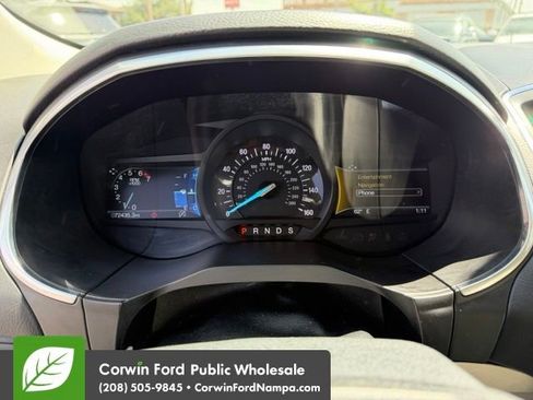 Used 2019 Ford Edge Titanium w/ Equipment Group 301A AWD/4WD image 18