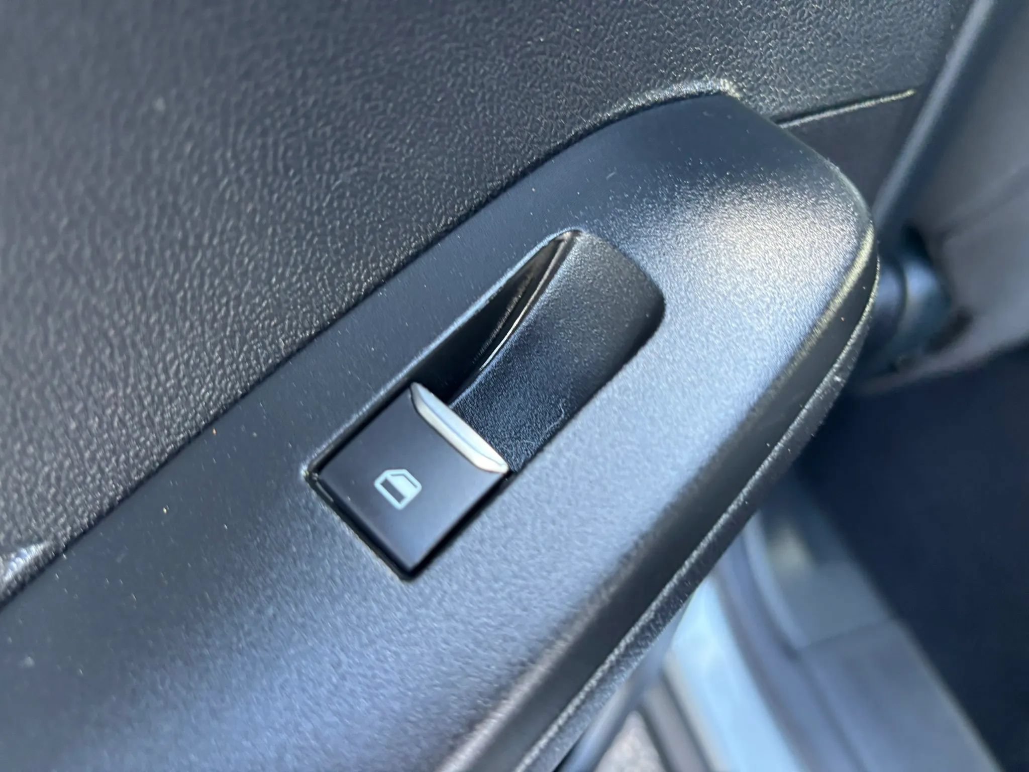 Used 2022 Ford Escape S AWD/4WD image 49