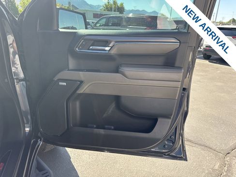 Used 2024 Chevrolet Silverado 1500 ZR2 w/ Technology Package AWD/4WD image 10