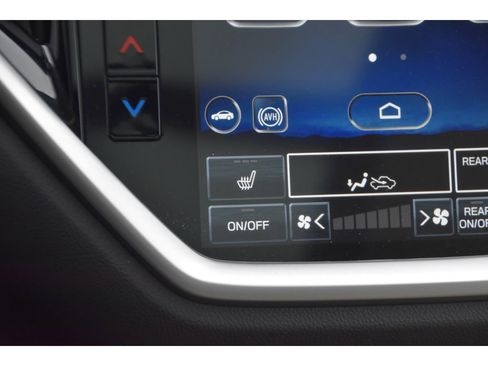 Used 2024 Subaru Ascent Limited w/ Technology Package image 24