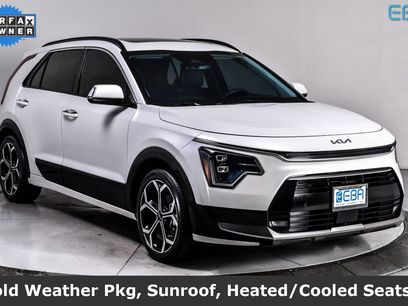 Used 2023 Kia Niro SX Touring