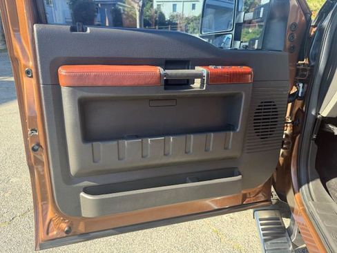 Used 2012 Ford F350 King Ranch w/ King Ranch w/Chrome Pkg image 24