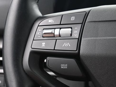Used 2026 Kia Sportage LX FWD image 18