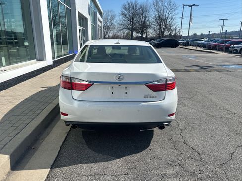 Used 2014 Lexus ES 350 w/ Luxury Package image 6