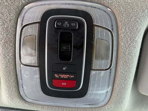Used 2024 Hyundai Elantra Limited FWD image 20
