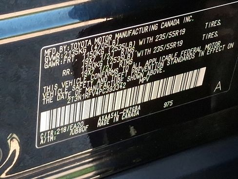 Used 2023 Toyota RAV4 Limited AWD/4WD image 25