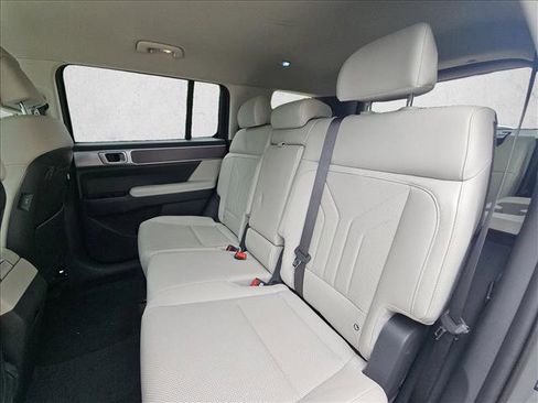 Used 2026 Hyundai Santa Fe SEL AWD/4WD image 15