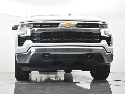 Used 2024 Chevrolet Silverado 1500 LT AWD/4WD image 38