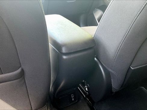 Used 2022 Chevrolet TrailBlazer LT w/ Convenience Package AWD/4WD image 11