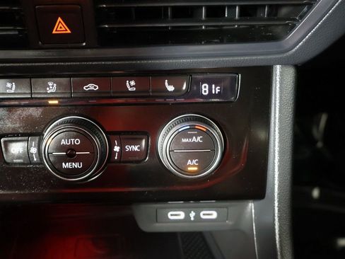 Used 2024 Volkswagen Jetta GLI Autobahn FWD image 49