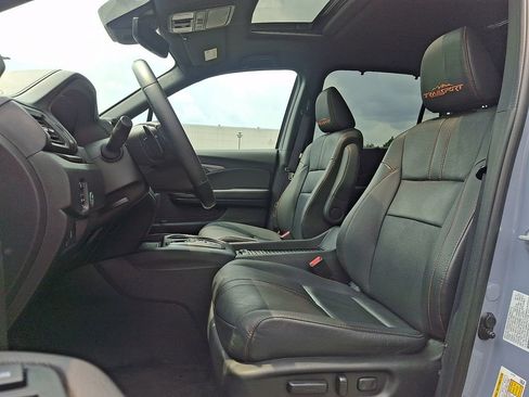 Used 2023 Honda Passport TrailSport image 13