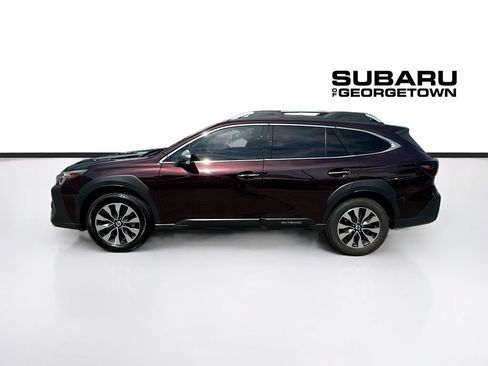 Used 2023 Subaru Outback Touring AWD/4WD image 4