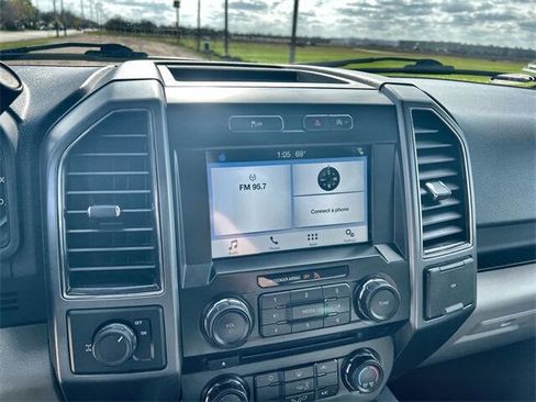 Used 2017 Ford F150 XLT w/ Equipment Group 301A Mid image 13