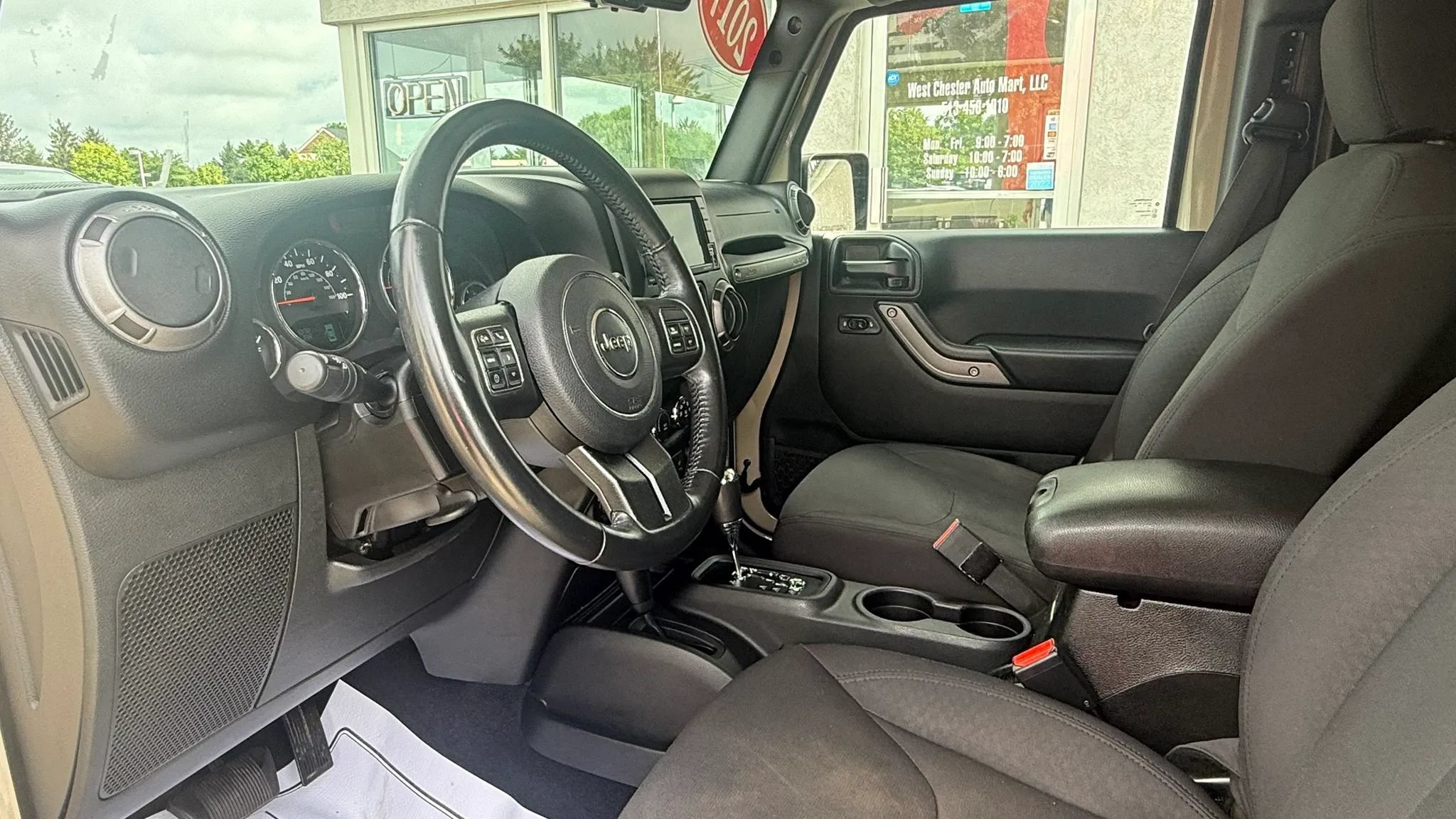 Used 2017 Jeep Wrangler Unlimited Sport w/ Quick Order Package 24S AWD/4WD image 11