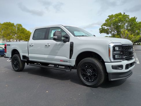 New 2026 Ford F350 Lariat w/ Black Appearance Package image 2