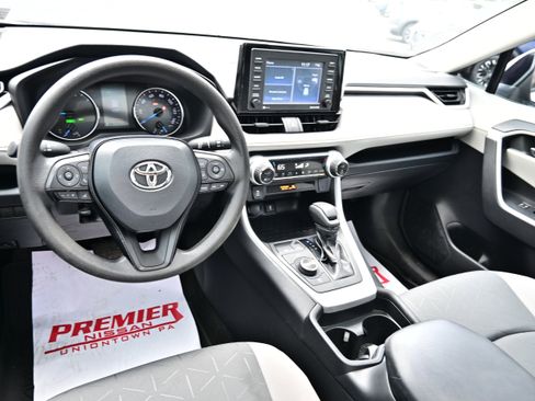 Used 2021 Toyota RAV4 XLE w/ Convenience Package AWD/4WD image 21