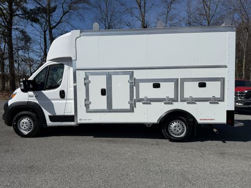 New 2026 RAM ProMaster 3500 w/ Convenience Group image 4