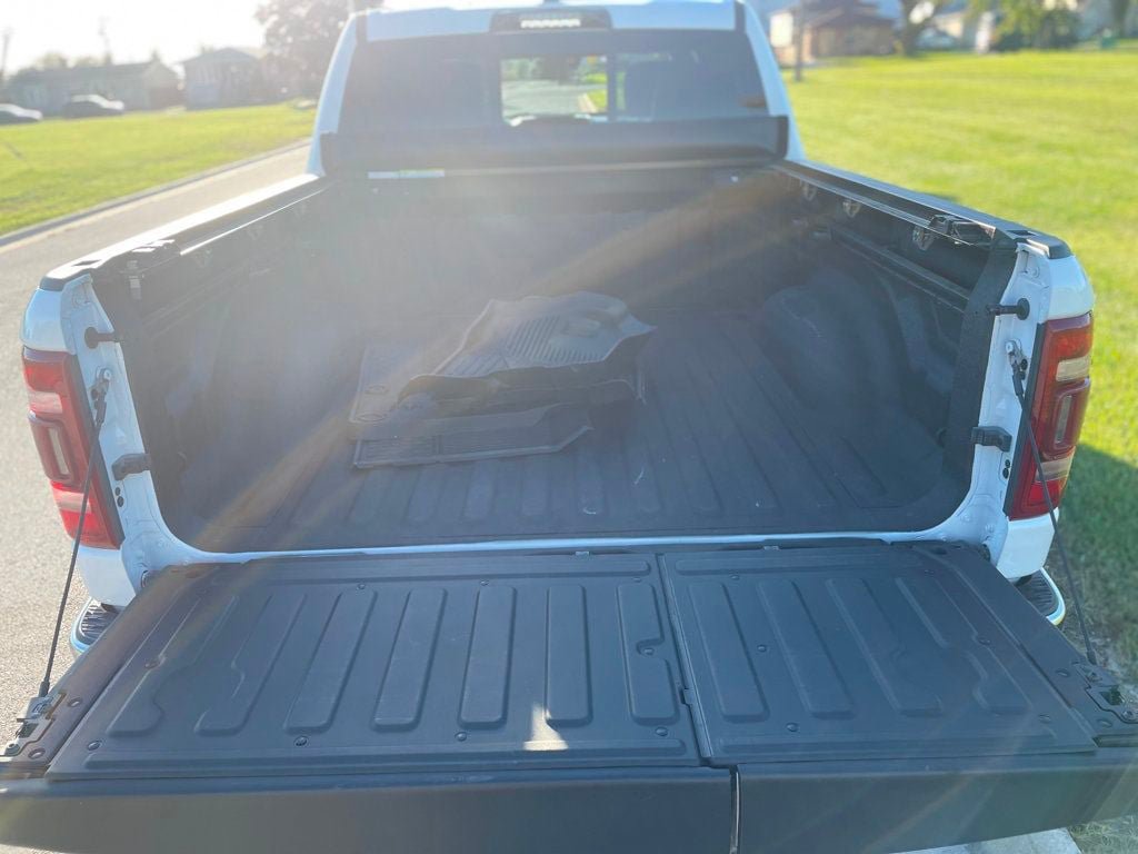 Used 2023 RAM 1500 Laramie AWD/4WD image 10