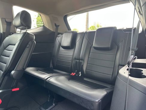 Certified 2022 Volkswagen Atlas SEL Premium AWD/4WD image 19