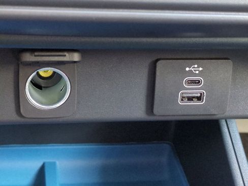 New 2026 Ford Maverick XLT image 21