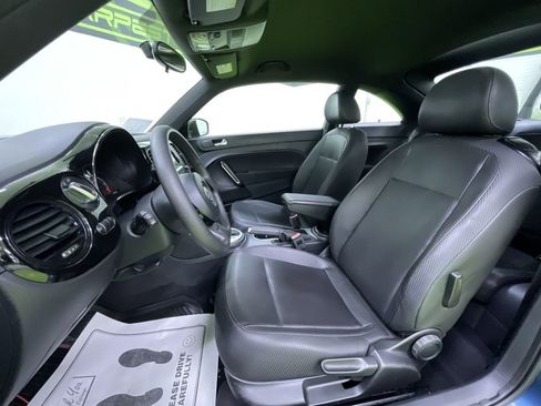 Used 2017 Volkswagen Beetle 1.8T Classic image 16