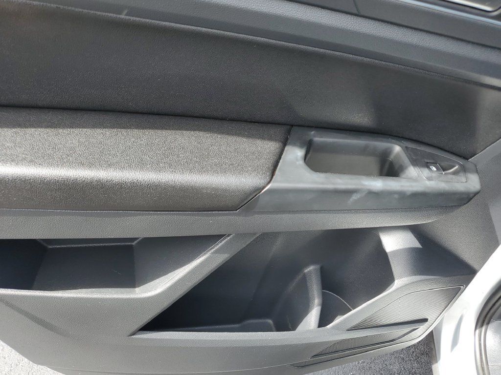 Used 2018 Volkswagen Atlas SE AWD/4WD image 17
