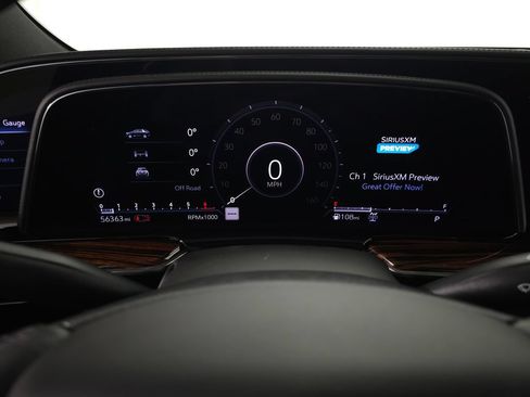 Used 2021 Cadillac Escalade Premium Luxury w/ Driver Assist Tech Package AWD/4WD image 25