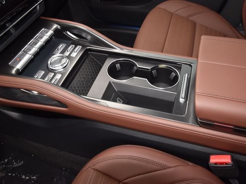 New 2026 Lincoln Nautilus Reserve w/ Jet Appearance Package AWD/4WD image 38