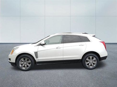 Used 2015 Cadillac SRX Luxury w/ Trailering Package AWD/4WD image 2