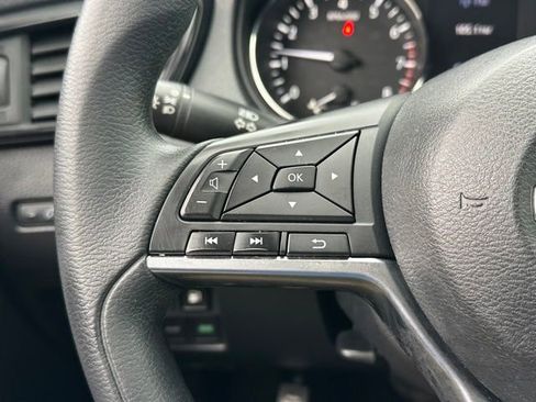 Used 2018 Nissan Rogue S FWD image 38
