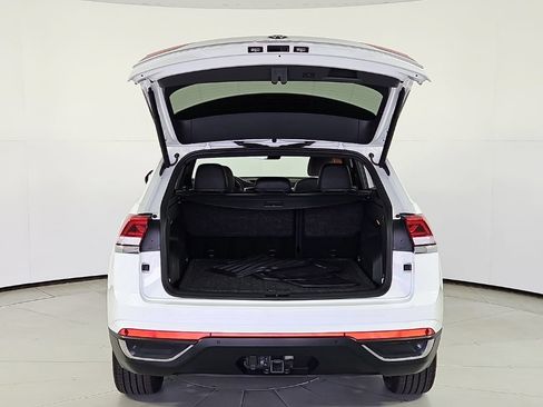 Used 2023 Volkswagen Atlas Cross Sport SE w/ Panoramic Sunroof Package AWD/4WD image 10