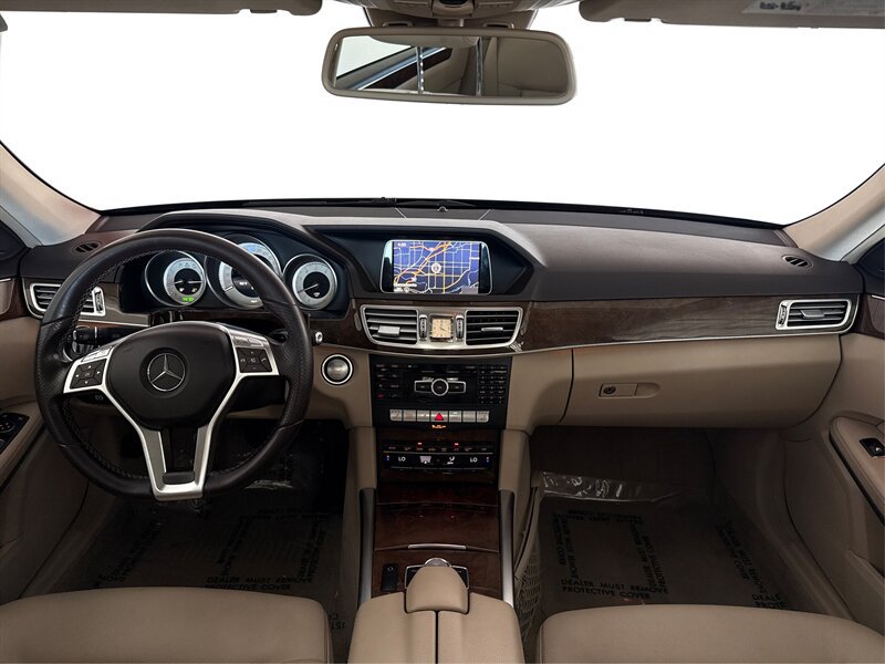 Used 2014 Mercedes-Benz E 350 Sedan image 21
