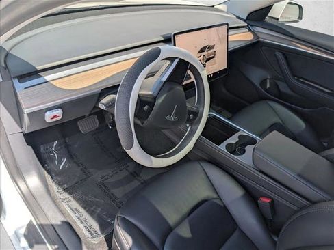 Used 2023 Tesla Model 3 Standard Range RWD image 11