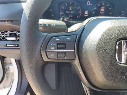 New 2025 Honda Accord SE image 17