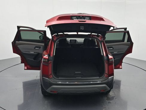 Used 2023 Nissan Rogue SV FWD image 45