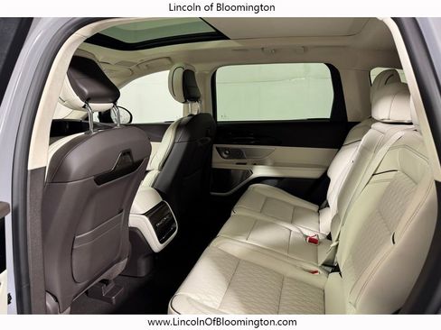 New 2026 Lincoln Nautilus Black Label w/ Jet Appearance Package image 58