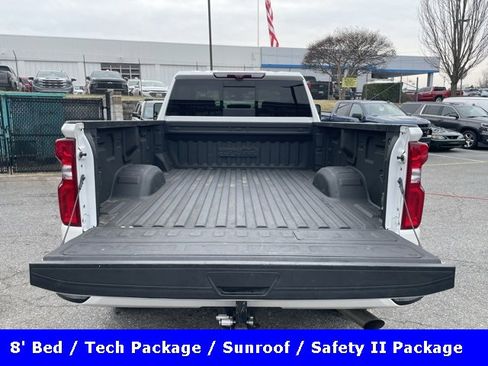 Used 2022 Chevrolet Silverado 2500 High Country w/ Technology Package image 6