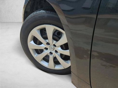 Certified 2023 Toyota Corolla LE FWD image 10