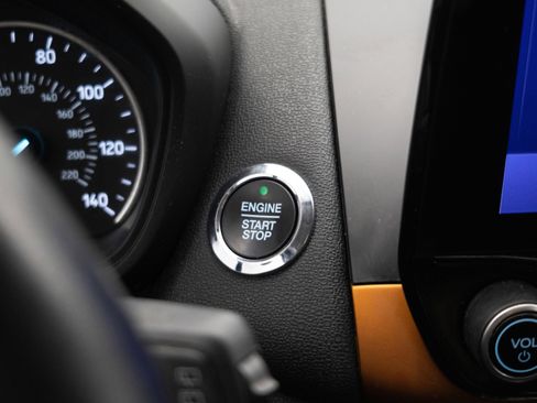 Used 2021 Ford EcoSport SE w/ SE Appearance Package image 31